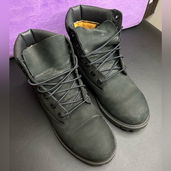 Timberland Boots - Picture 2 of 7